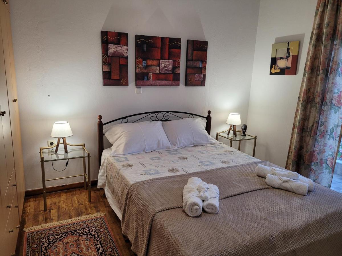 Marge Apt Arta Exterior foto